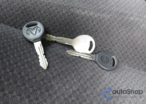 2003 Dodge Ram 1500 Slt/Laramie/St from USA, damaged, VIN 1D7HU18D33S305799